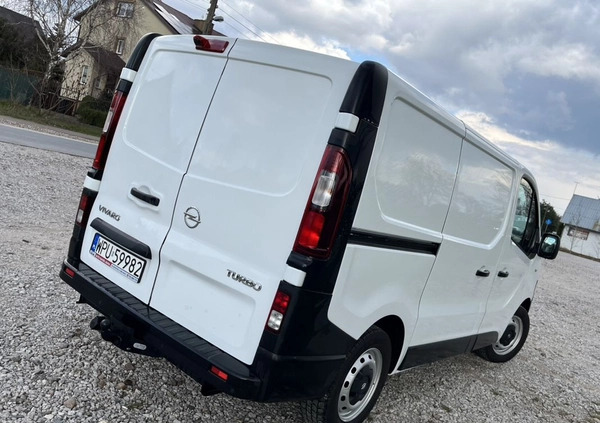 Opel Vivaro cena 46800 przebieg: 221444, rok produkcji 2015 z Goniądz małe 352